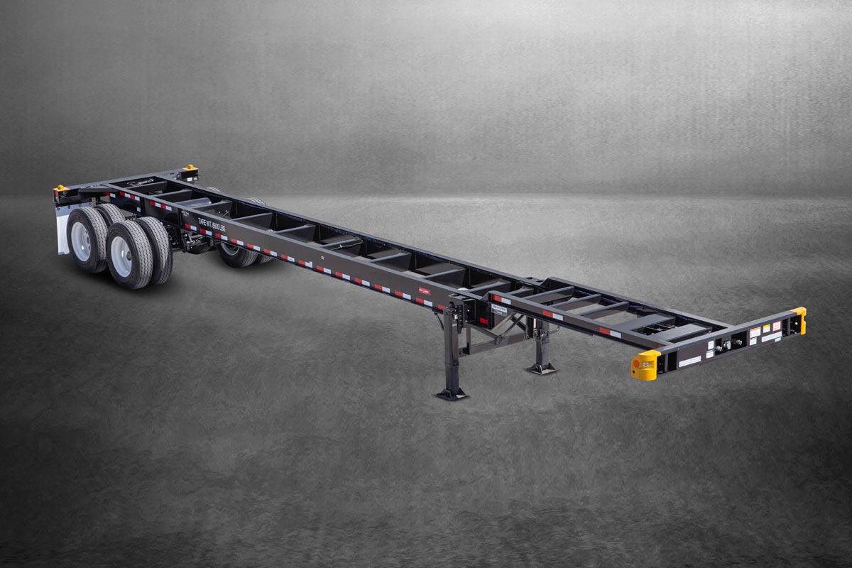 mobile-feature_40-gooseneck 40' Gooseneck Hyundai Chassis is built for extra strength and durability.